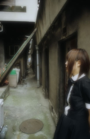 軍艦アパート北側